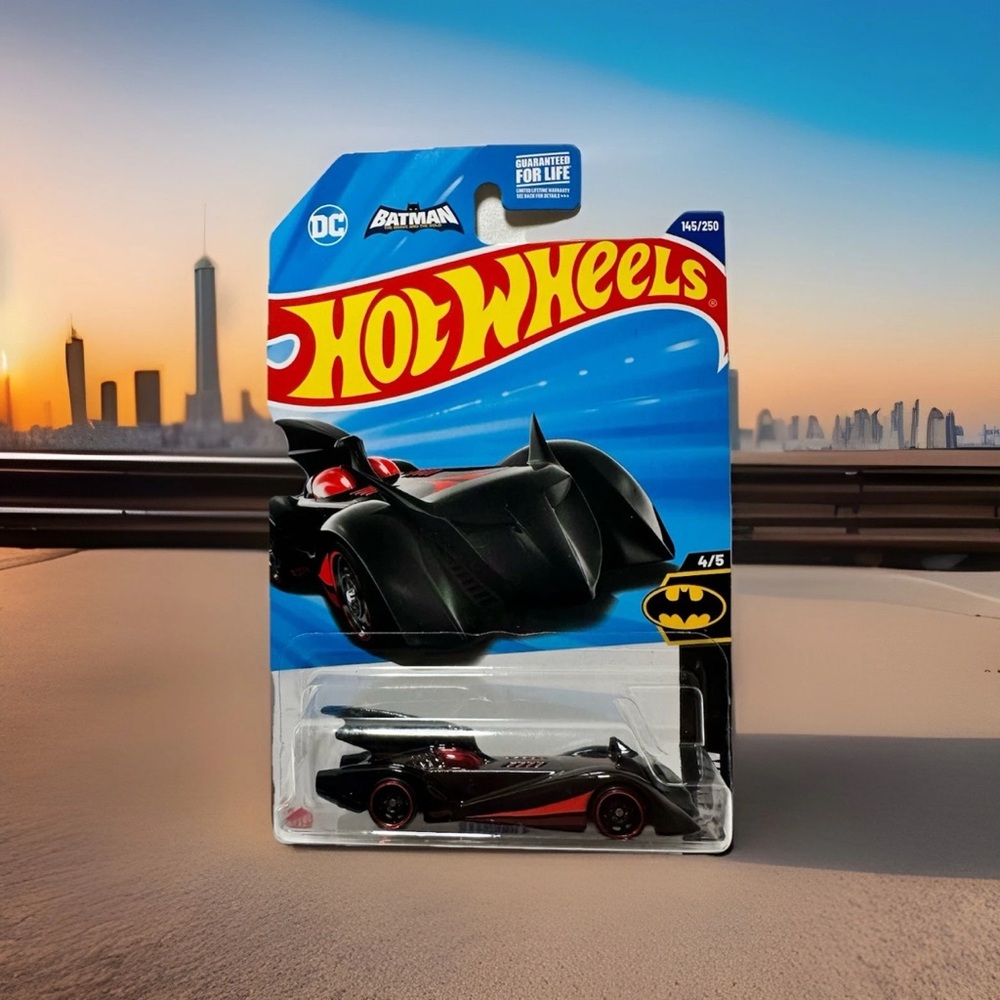 Hot wheels Batmobile 4/5 #145 - Rare